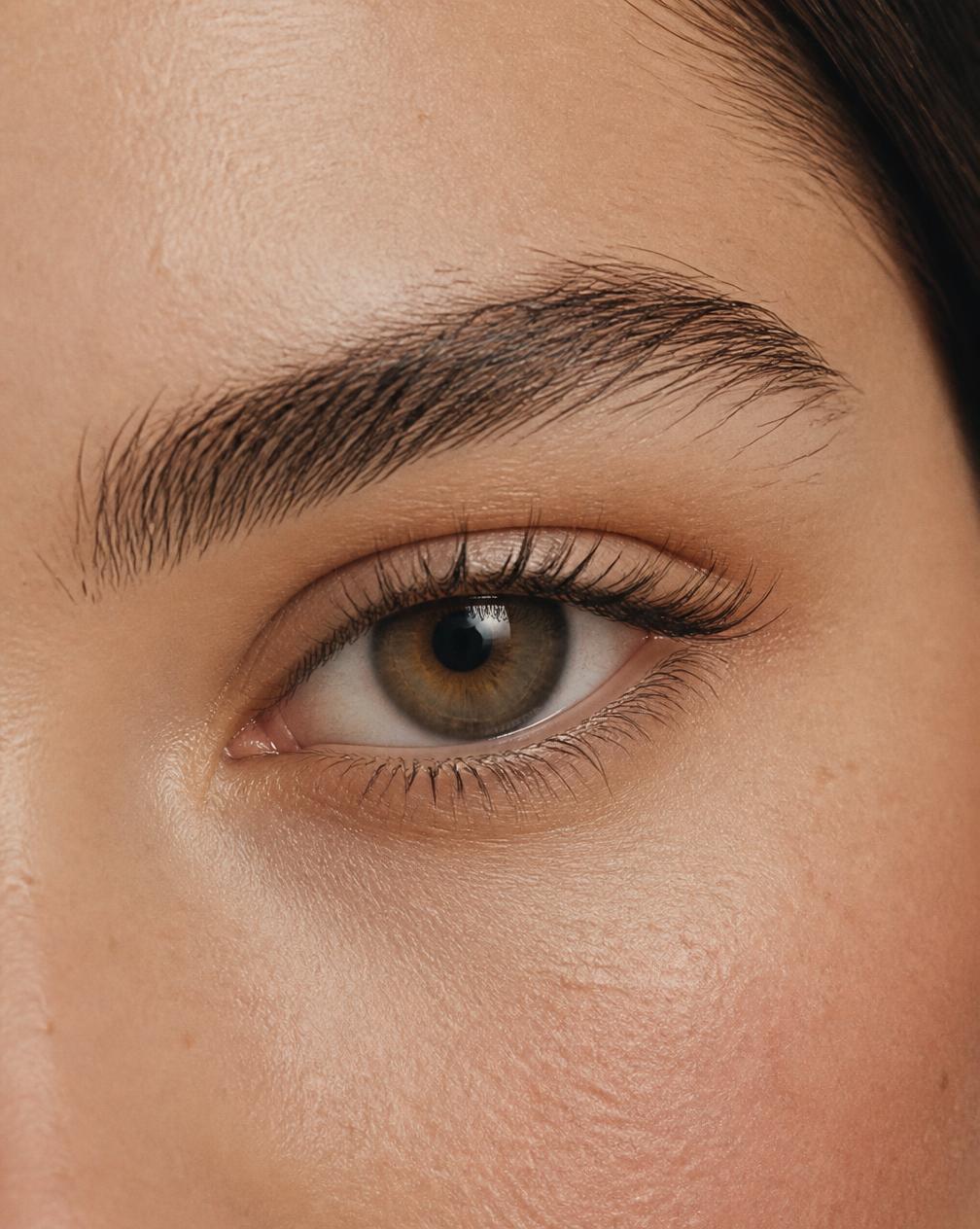 Groomed natural brow, macro detail